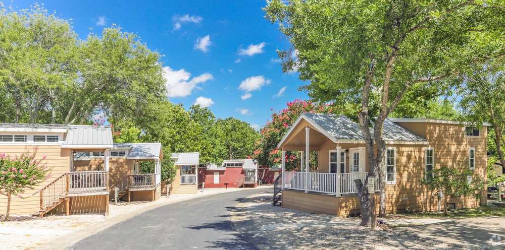 Sun Retreats Texas Hill Country photo 1